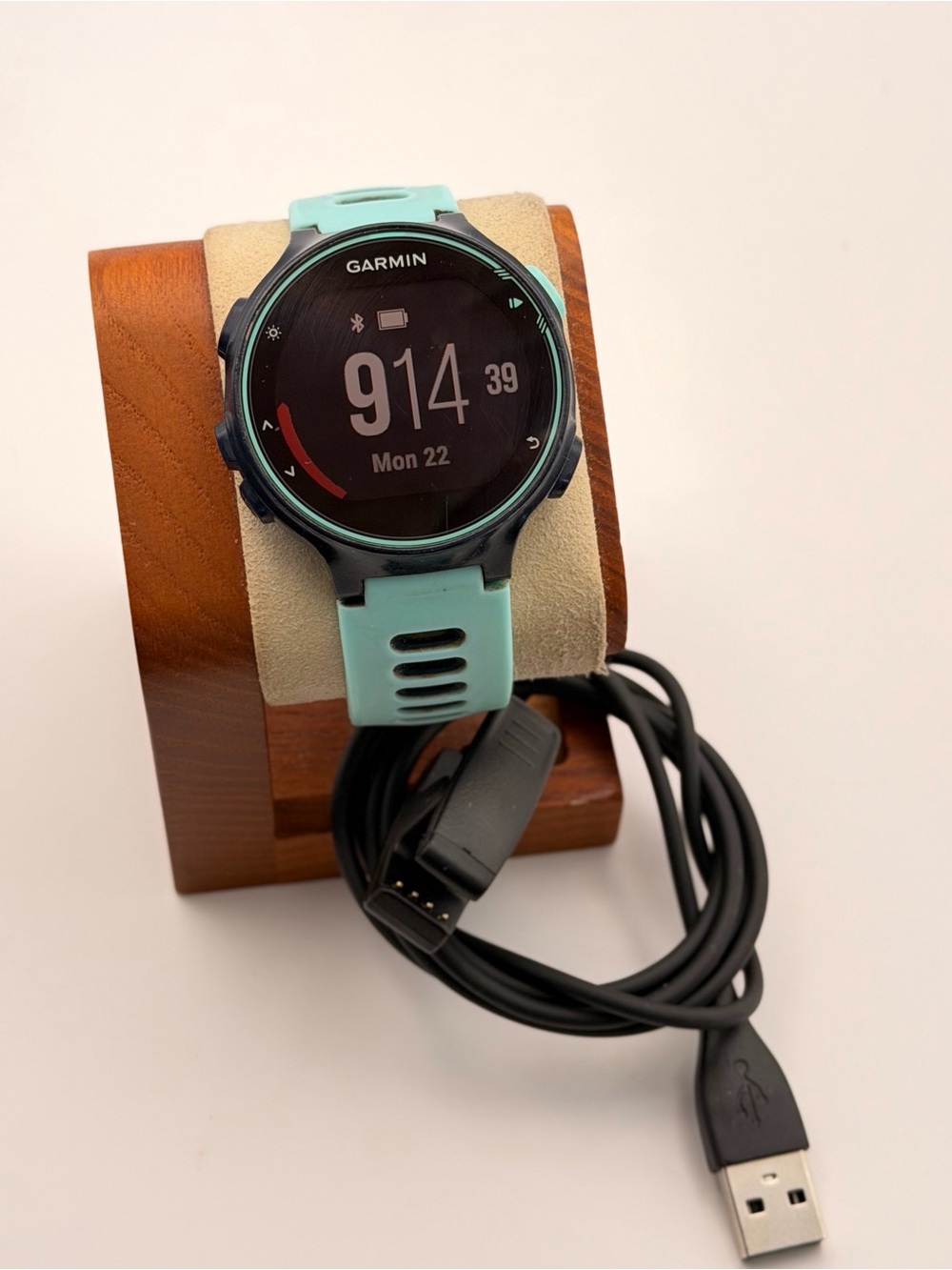 Garmin Forerunner 735XT, Tested, Charger included, black/Green, very good